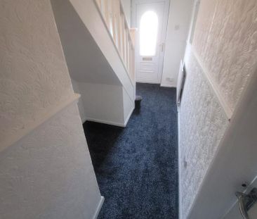 2 bedroom semi-detached house to rent - Photo 6