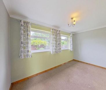 2 bedroom semi-detached house to rent - Photo 2