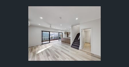 Central Townhouse - Photo 4