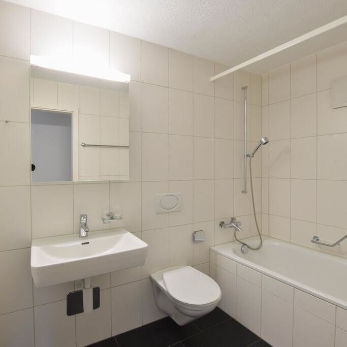 Modern apartment in a child-friendly location - Photo 1