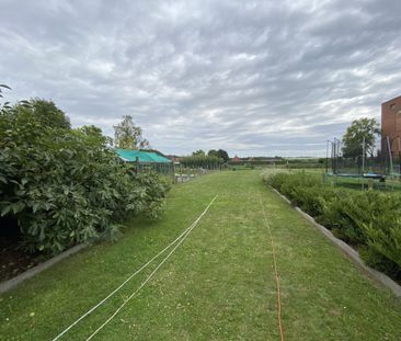 Woning met 3 slaapkamers, garage en tuin - Photo 1