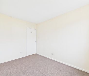 3 bedroom detached bungalow to rent - Photo 1