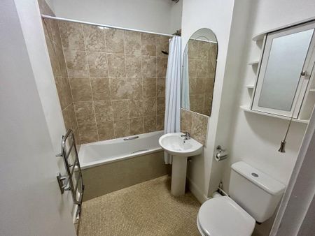 1 bedroom flat to rent - Photo 5