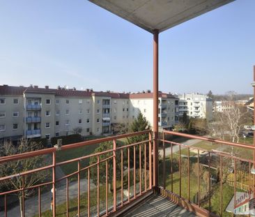 Geförderte Genossenschaftswohnung mit Balkon (Singlewohnung) nähe T... - Photo 1