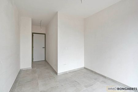 Gelijkvloers nieuwbouwappartement met 3 slaapkamers - Photo 4