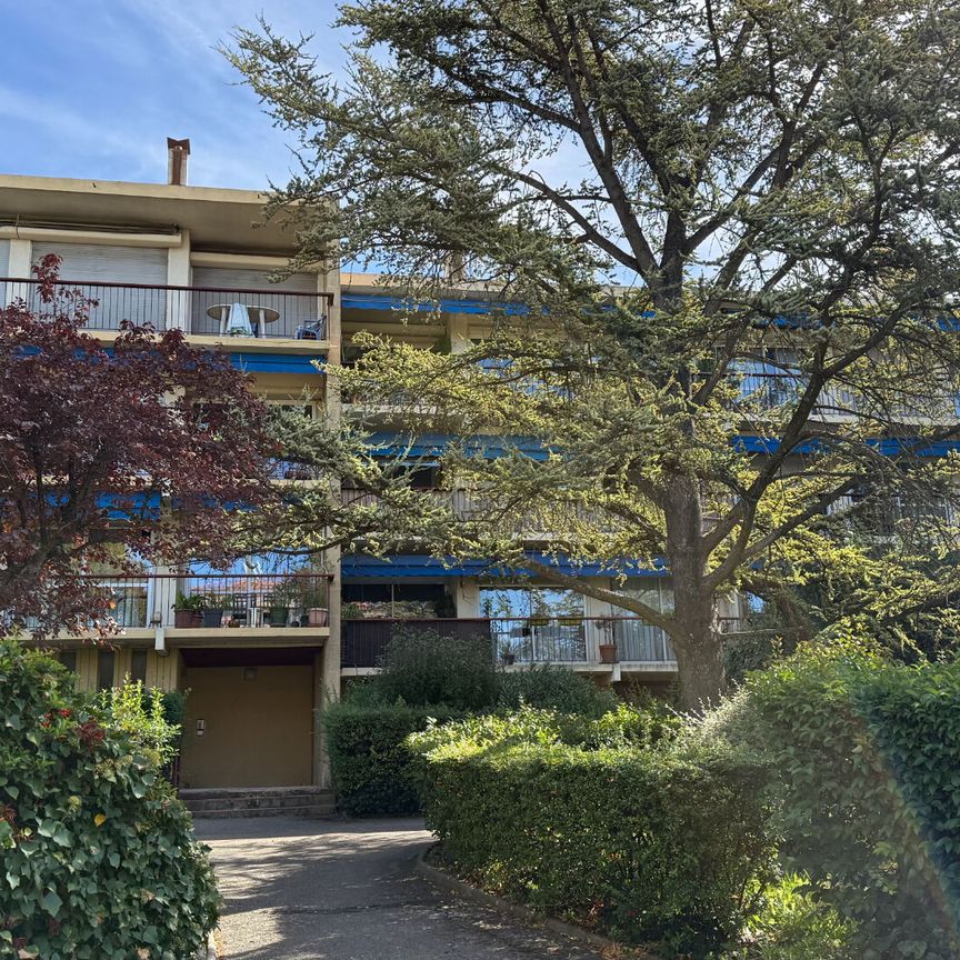 A 15 min à pied du centre-ville, appartement 91m² dernier étage - Photo 1