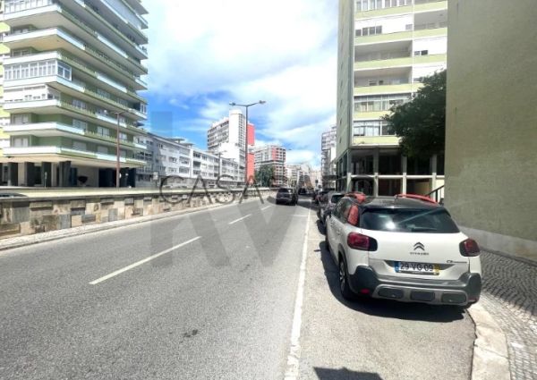 Apartamento T3 para alugar em Lisboa