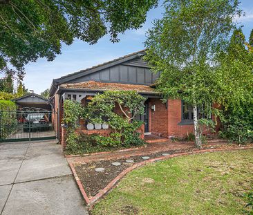 Stylish Family Bungalow In Prime Location - Option for 6 OR 12 Mont... - Photo 3