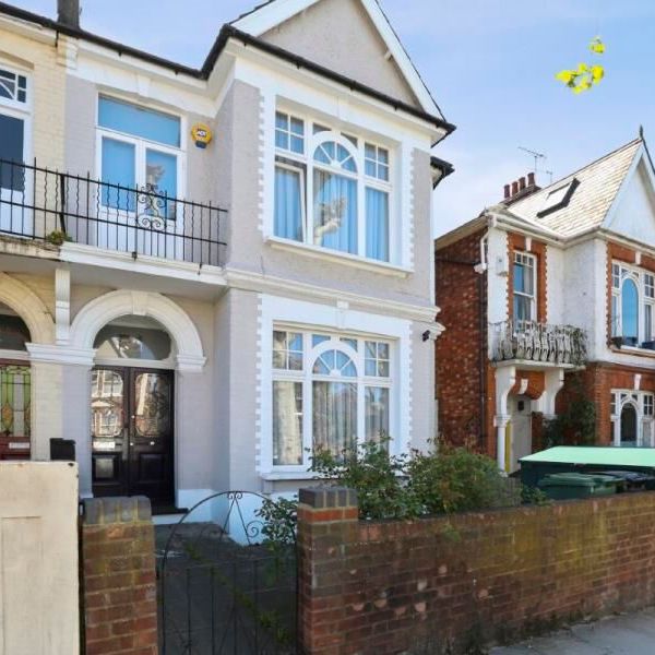 4 Bedroom House To Let - Photo 1