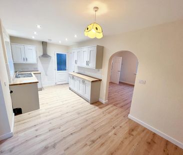 3 bedroom semi-detached house to rent - Photo 6
