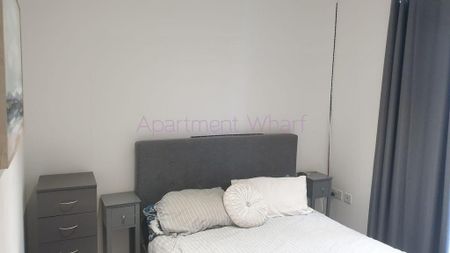 1 bedroom in a flat share to rent - Photo 4