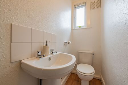 Headingley Avenue, Leeds - Photo 2