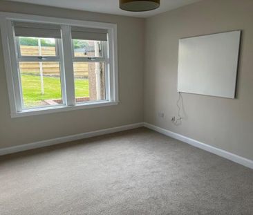 3 bedroom bungalow to rent - Photo 2