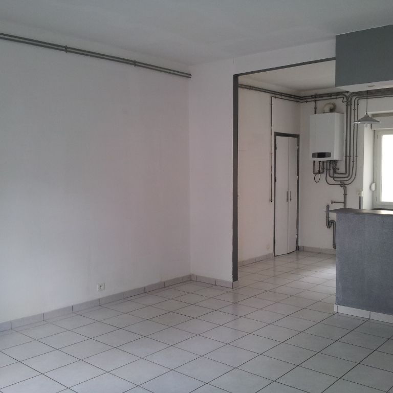 Location Appartement 4 pièces 79m² - Photo 1