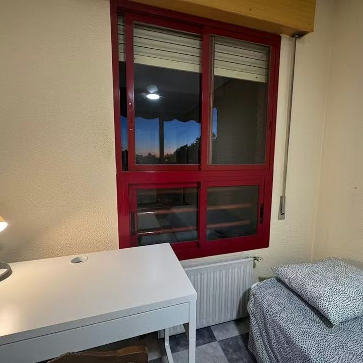 Calle del Cabo Machichaco, Madrid, Community of Madrid 28053 - Foto 1