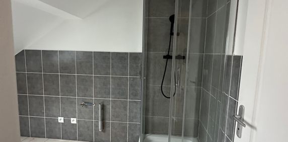 Location Appartement 2 pièces 23m² ORLEANS 45000 - Photo 2