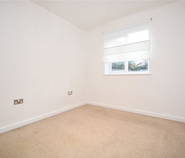 Troy Hill, Morley, Leeds, West Yorkshire, LS27 8GF - Photo 6