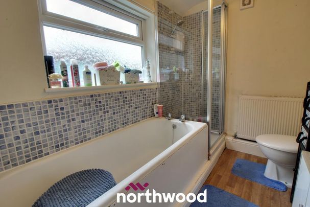 3 bedroom terraced house to rent - Photo 1