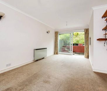 4 bedroom terraced house to rent - Photo 4