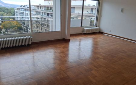 Appartement à louer 5 pièces • 118 m2 Annemasse - Photo 3