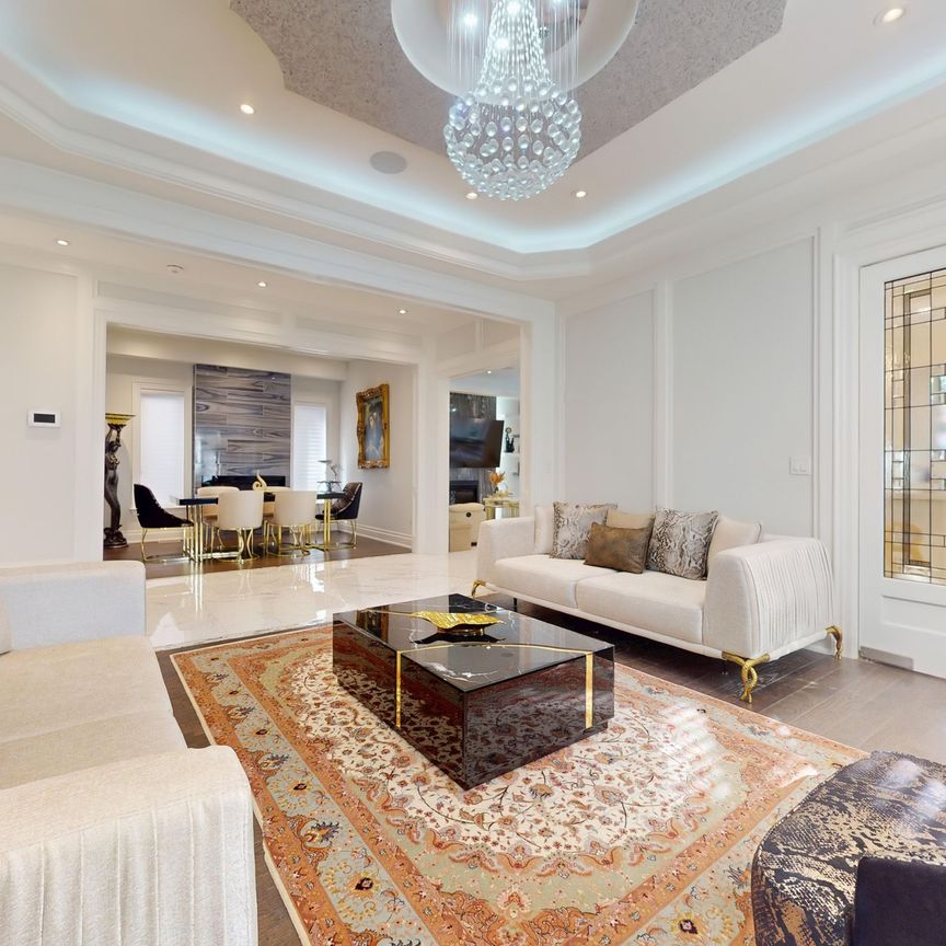 For Lease - 49 Harding Boulevard, Richmond Hill, Ontario - Photo 1