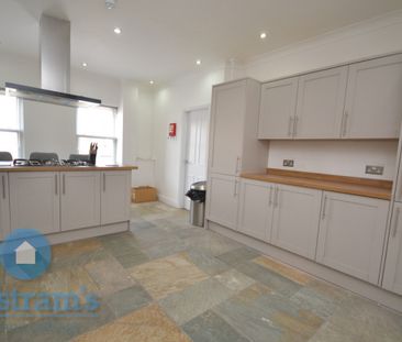 1 bed Shared House for Rent - Photo 2