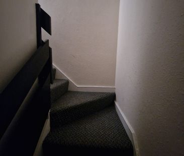 5 Bed Terraced House, Windsor Crescent, HA9 - Photo 5