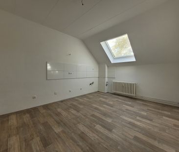 HURRA, wohnen in der JUPP 2 Zimmer im Dachgeschoss, schick renovier... - Photo 3