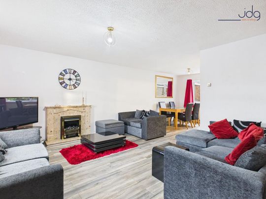 3 bedroom detached house to rent - Photo 1