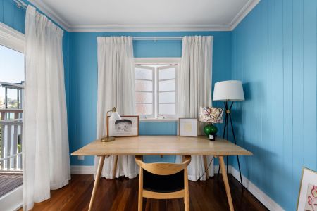 Stunning Waterfront Queenslander in the Heart of West End - Photo 5