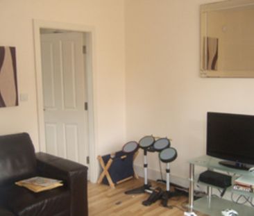 Burnholme Grove, Tang Hall - P1742 - Photo 1