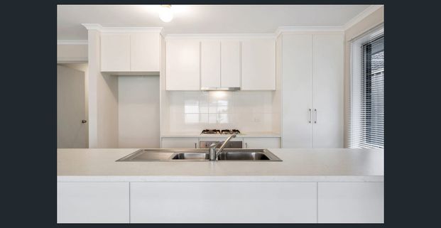 Contemporary Comfort Awaits! - Photo 1