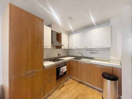 2 bedroom apartment to rent - Photo 5