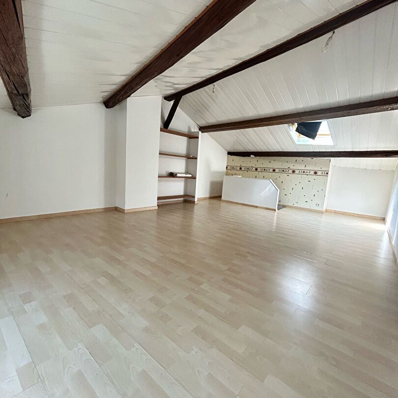 Location Appartement 4 pièces 98m² - Photo 1