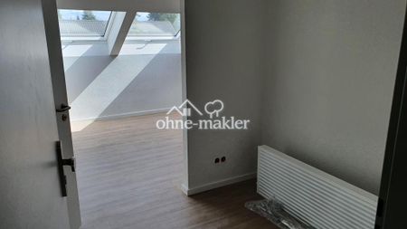 Exklusive Senioren-Penthouse-Wohnung im Betreuten Wohnen mit Fahrstuhl und Pflegedienst - Photo 3