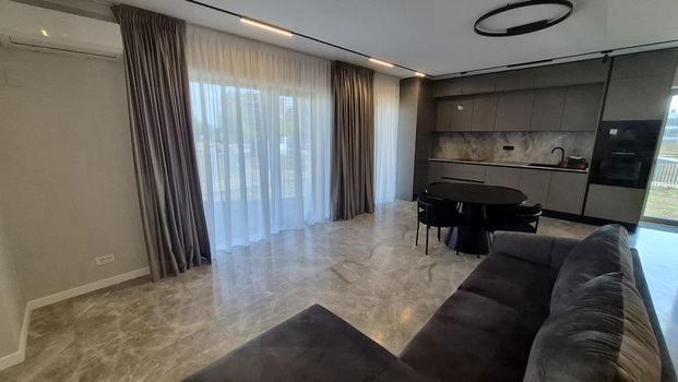 Apartament 2 camere cu grădină, prima închiriere – Green Lake Baneasa - Photo 1