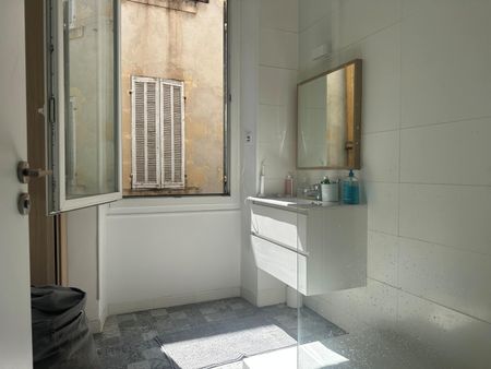Location appartement Marseille 6ème (13006) - Photo 2