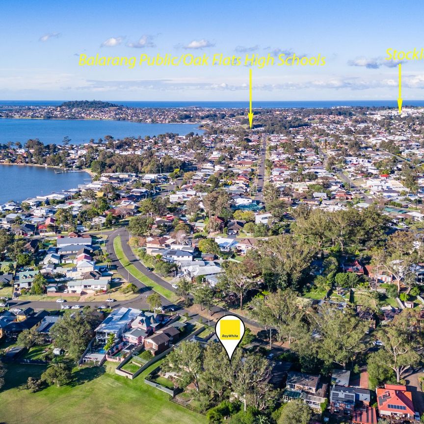 Gorgeous 3 Bedroom Cottage With Spectacular Views - UTILITES INCLUDED - Photo 1