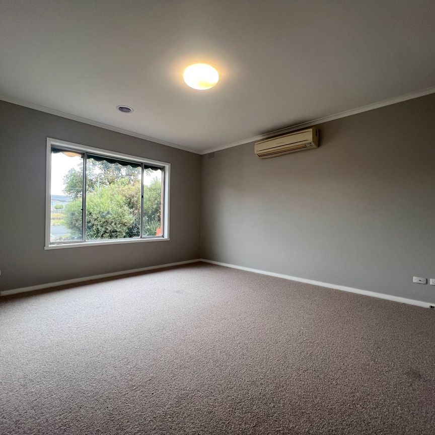 Fully Renovated 2BR Villa Unit With All The Bells & Whistles - Photo 1