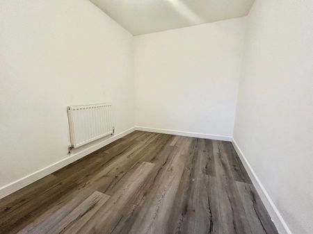 Heol Y Pia, CAERPHILLY - Photo 5