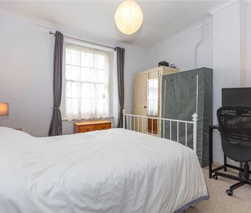 Picton Street, - Photo 4