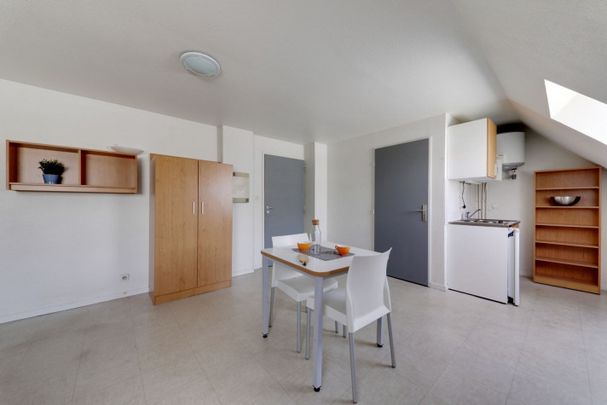 Studio de 18 à 30m² meublé et équipé - Photo 1