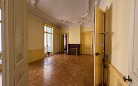 Appartement à louer 5 pièces • 221,35 m 2 Nîmes - Photo 4
