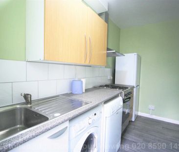 Price £1,250 pcm - Available Now - Part Furnished - Photo 2