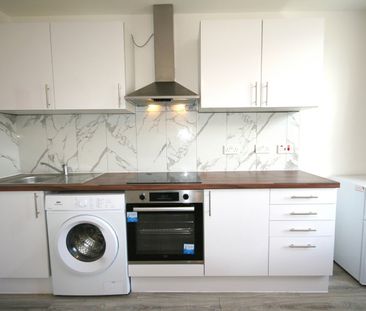 1 Bed Flat, Clanricarde Gardens, W2 - Photo 3