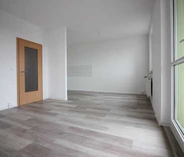 3-Raumwohnung mit Badewanne und Balkon - Photo 2