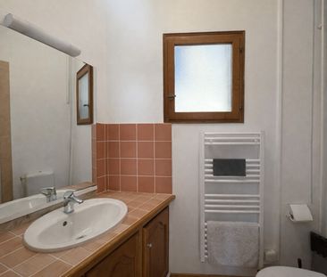 Location Appartement 1 pièce 32m² AIX EN PROVENCE 90ème - Photo 1