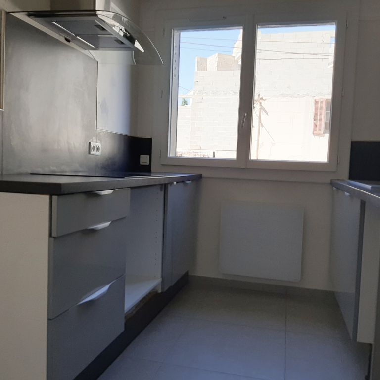 Appartement 3 pièces 53m2 MARSEILLE 12EME 665 euros - Photo 1