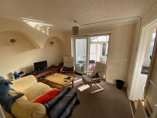 4 bedroom terraced house to rent - Photo 1