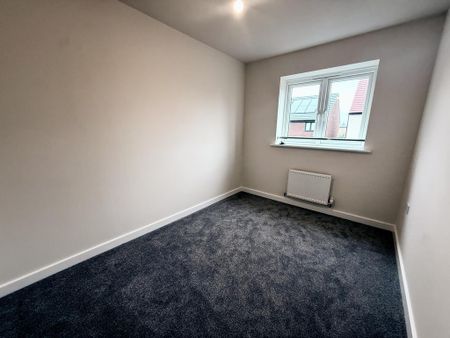 3 bedroom semi-detached house to rent - Photo 4